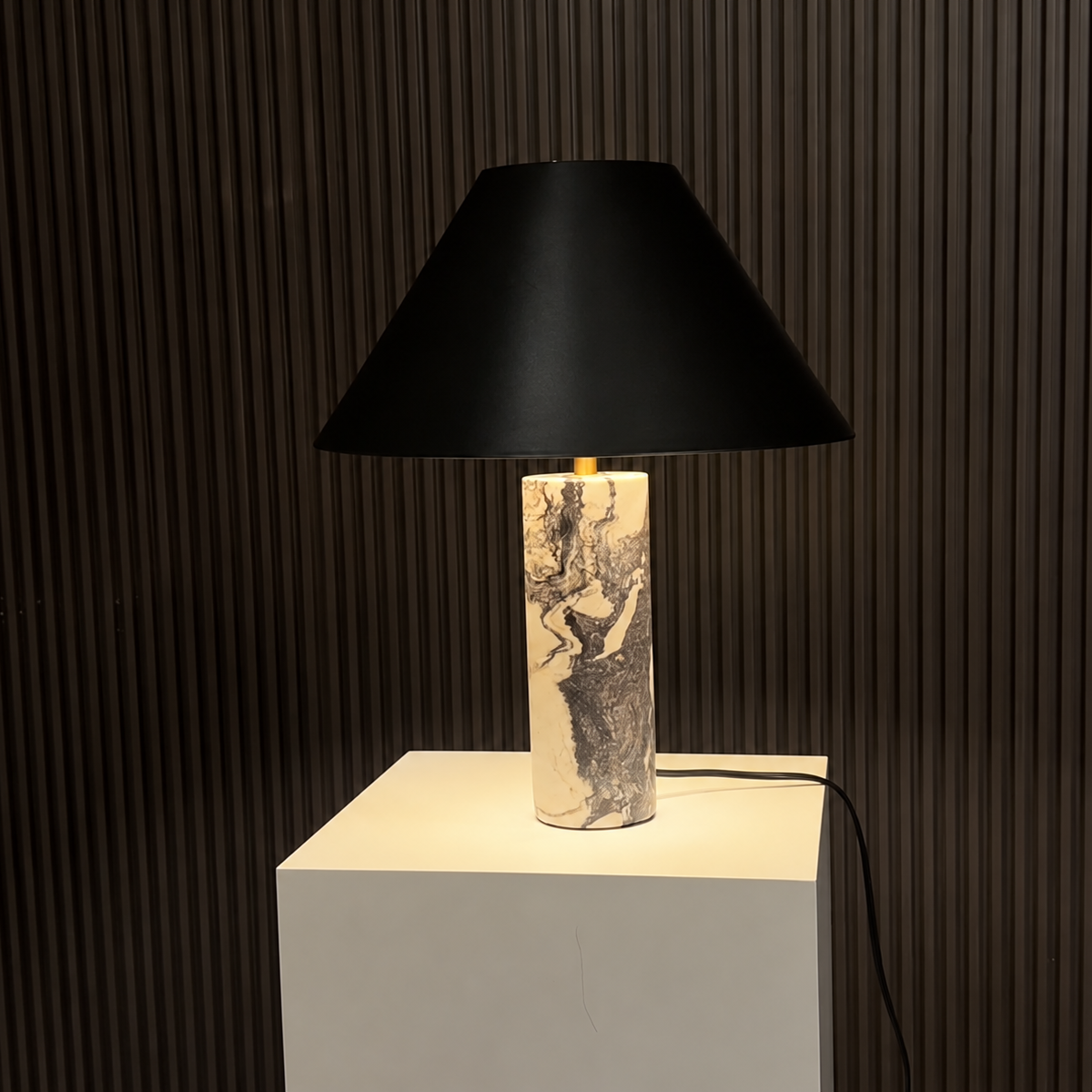 Marble Noir Table Lamp