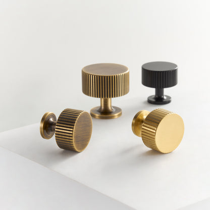 Linear Brass Handl