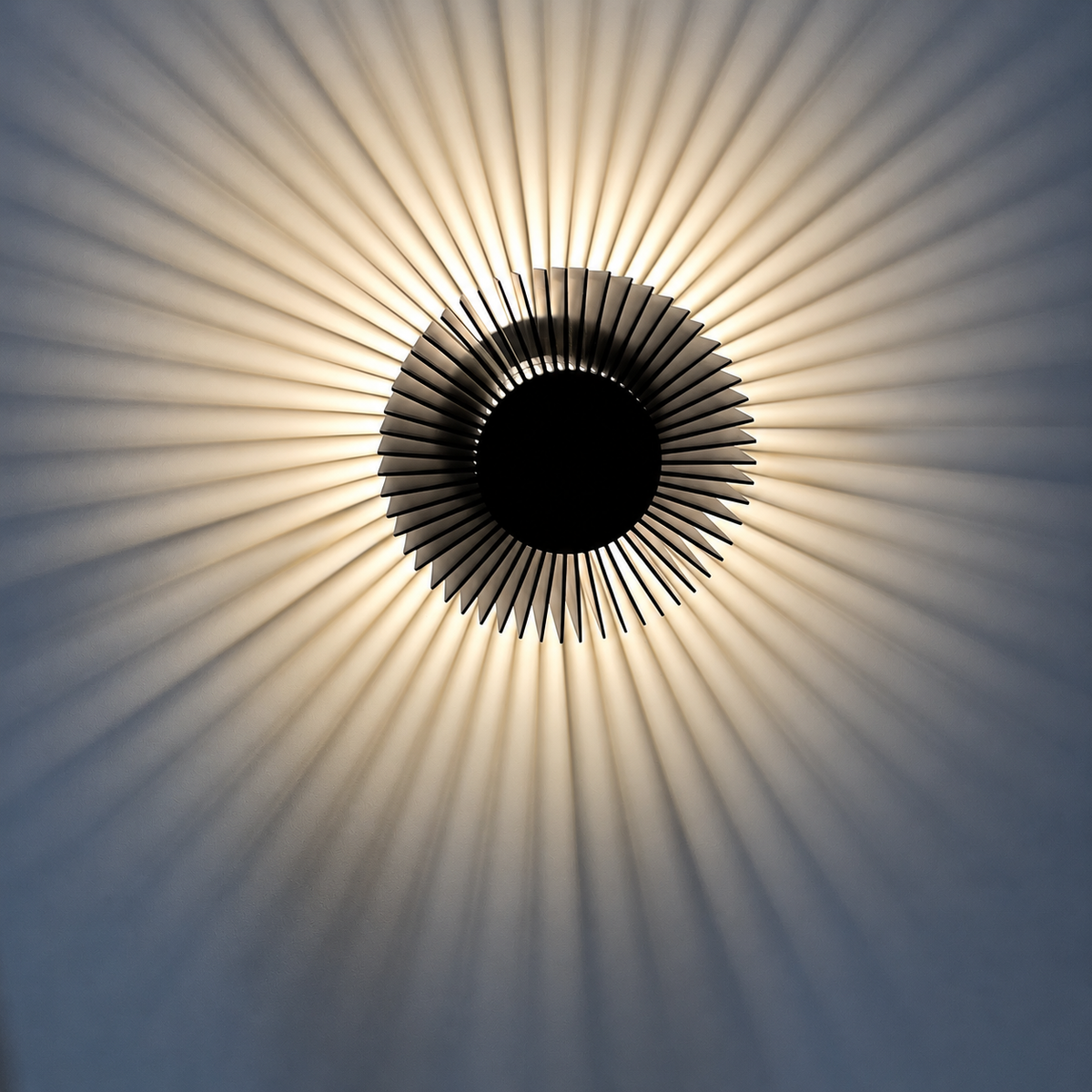 Solara Wall Light